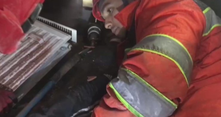 Konya'dan giden kurtarma ekipleri enkazdan 19 kişiyi sağ olarak kurtardı