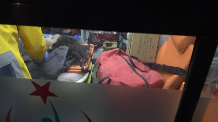 10 yaşındaki Hilal, 90 saat sonra sağ kolu kesilerek enkazdan çıkarıldı