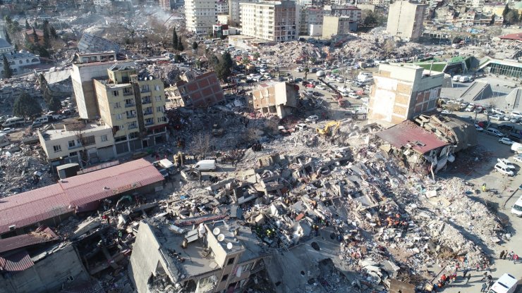 Depremin merkez üssüne kurulan çadır kent, havadan görüntülendi