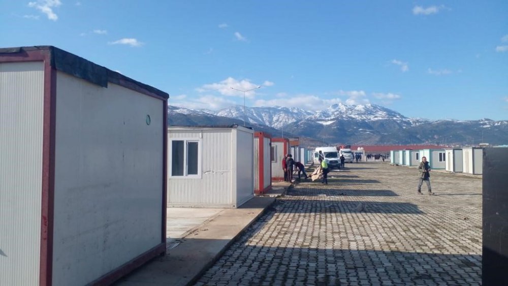 Gaziantep’te konteyner kurulumları başladı