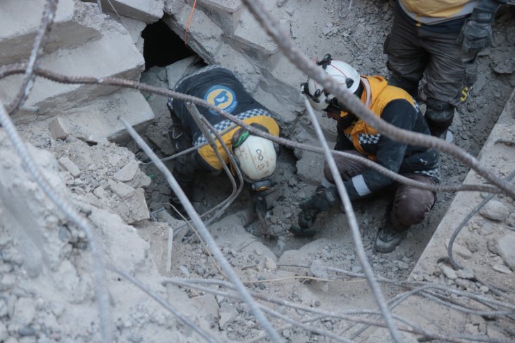 Suriye’de arama-kurtarma çalışmaları tüm hızıyla devam ediyor