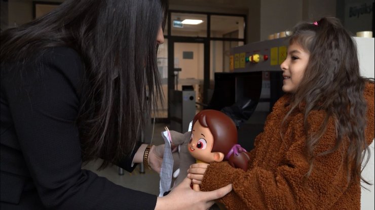 Yaşları küçük, yürekleri büyük; kimi harçlığını, kimi oyuncağını gönderdi