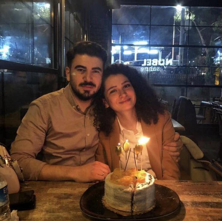 Aksaraylı öğretmen çift ve bebekleri, depremde yaşamını yitirdi