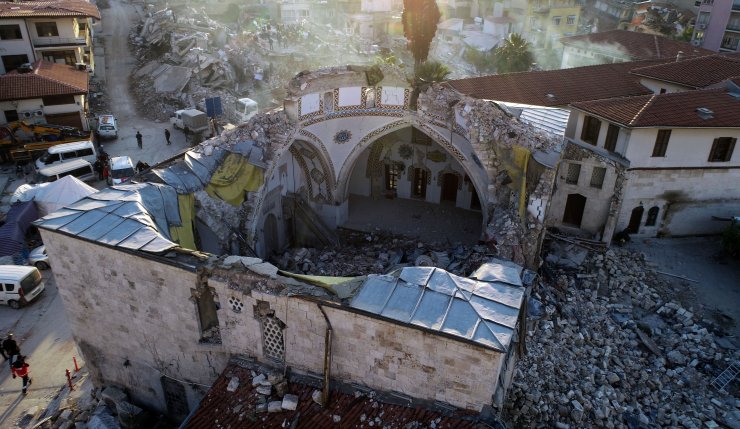 Antakya'daki 14 asırlık Habib-i Neccar Camisi depremde yıkıldı