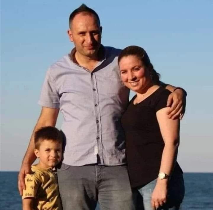 Depremde enkazda kalan 3'ü çocuk 6 kişi, Ordu'da toprağa verildi