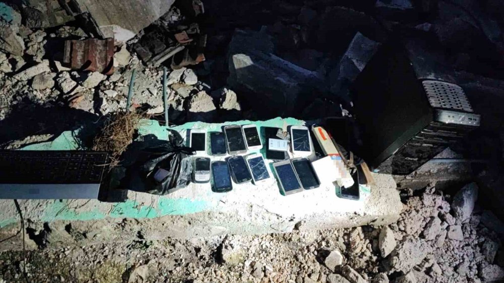 Deprem bölgelerinde yağmacılara geçit yok: 14 gözaltı