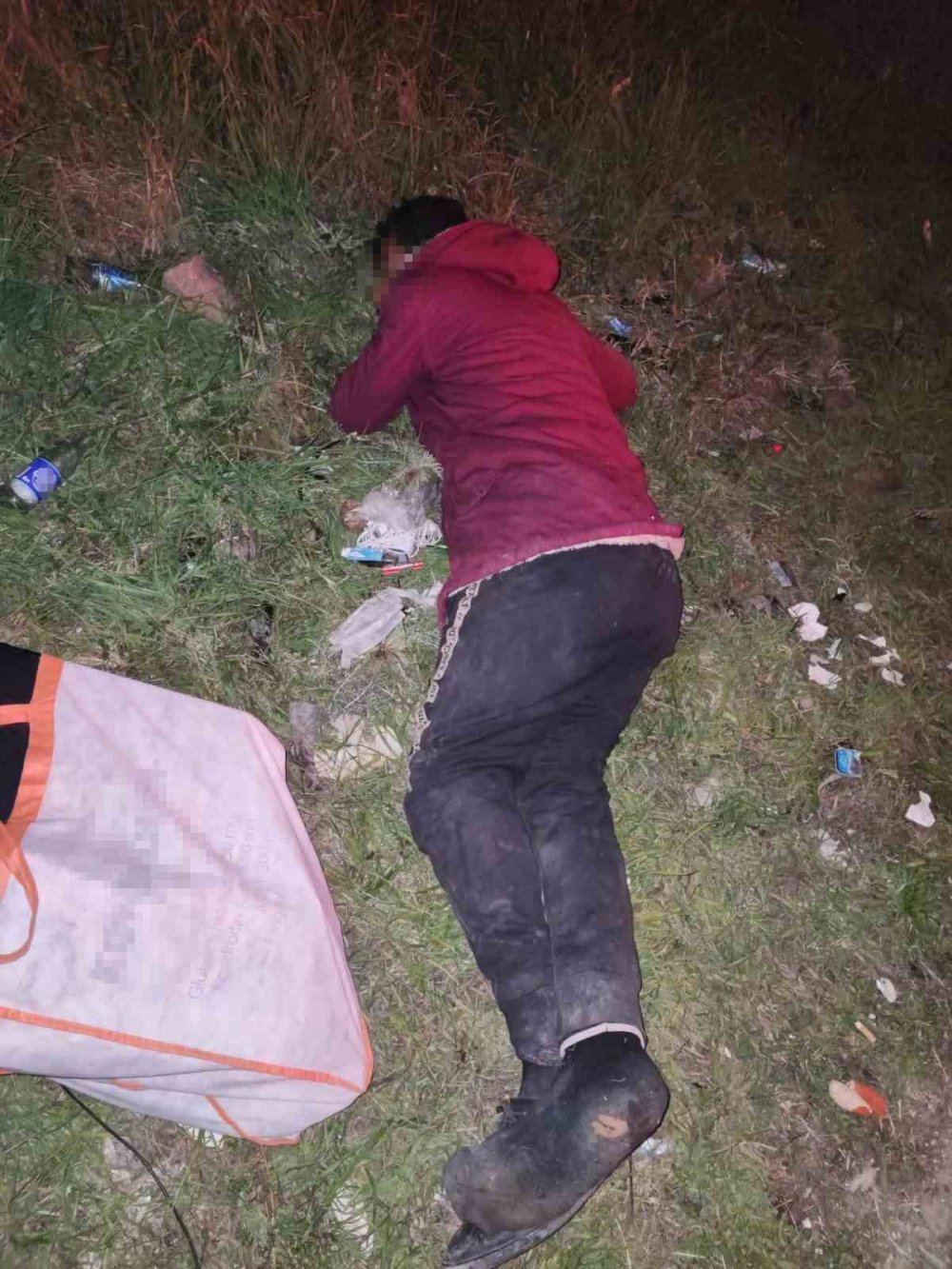 Deprem bölgelerinde yağmacılara geçit yok: 14 gözaltı