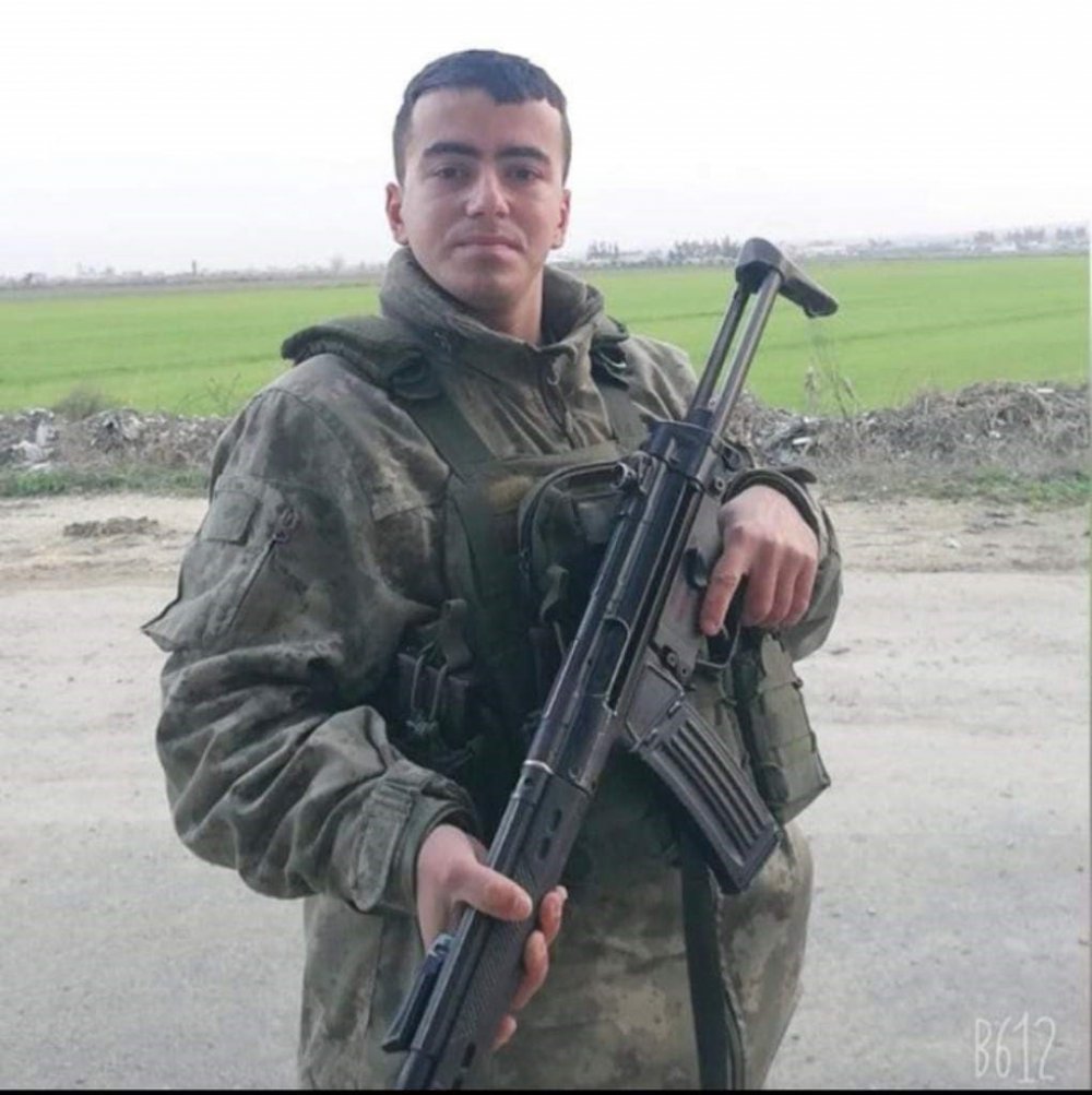 Depremde şehit olan sözleşmeli er son yolculuğuna uğurlandı