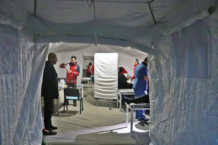 Sağlık Bakanlığı'ndan Adıyaman'a tam teşekküllü sahra hastanesi