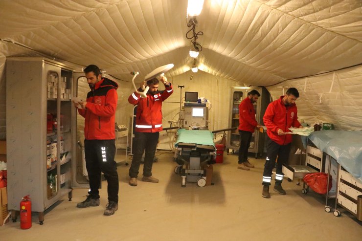 Sağlık Bakanlığı'ndan Adıyaman'a tam teşekküllü sahra hastanesi