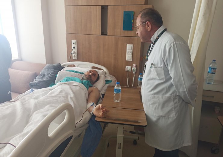 Depremzede Yıldırım: Kapıyı açıp dışarı adım attığımda üzerime beton yığını geldi