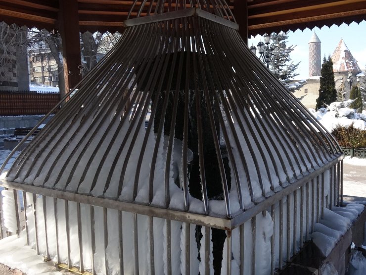 Doğu buz kesti: Tekman: -32,7