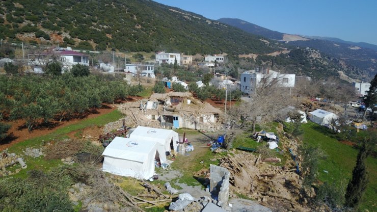 Gaziantep Nurdağı'nda çadırlar köylere ulaştı