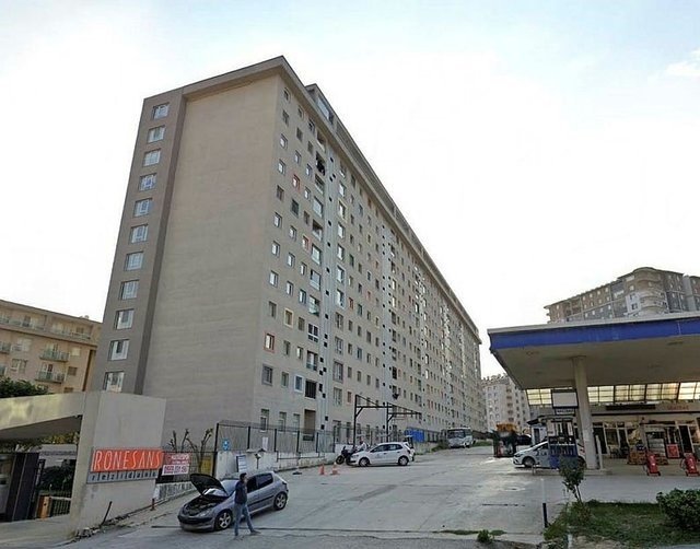 Depremde yerle bir olan Rönesans Rezidans'ın 10 yıllık sakini şok gerçeği açıkladı