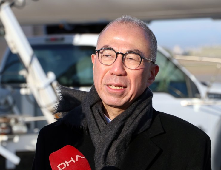 Depremzedeler için 15 ton tıbbi ekipman taşıyan Japon uçağı Adana’ya iniş yaptı