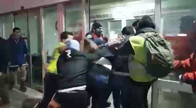 İskenderun’da hırsızlık ve yağma suçu şüphelilerine saldırı