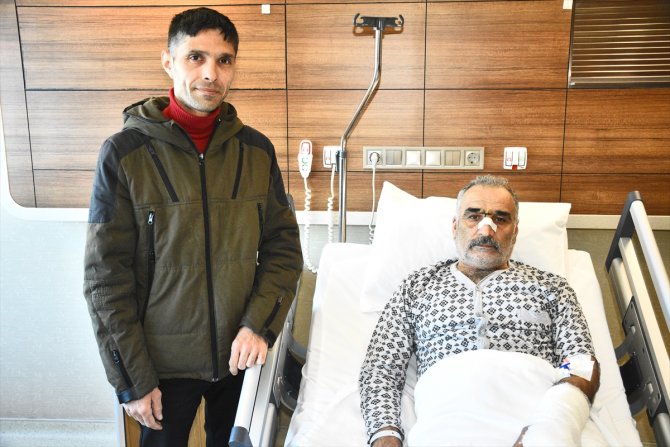 Konya'da tedavi gören depremzede, enkaz altındaki 72 saati anlattı