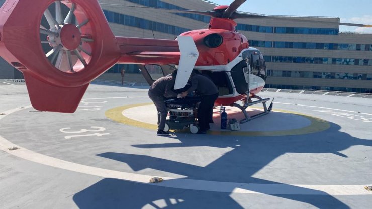 212'nci saatte kurtarılan kadın, ambulans helikopterle Mersin’e getirildi
