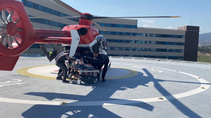212'nci saatte kurtarılan kadın, ambulans helikopterle Mersin’e getirildi