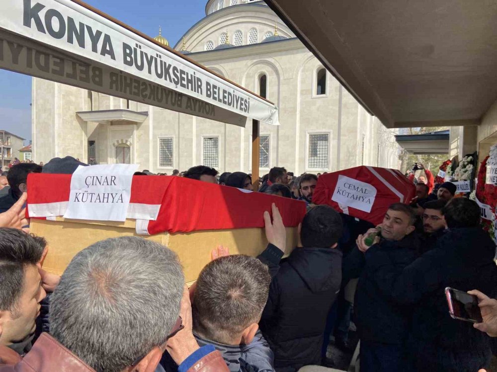 Depremde hayatını kaybeden Cemal Kütahya ve oğlu Çınar’a Konya'da acı veda