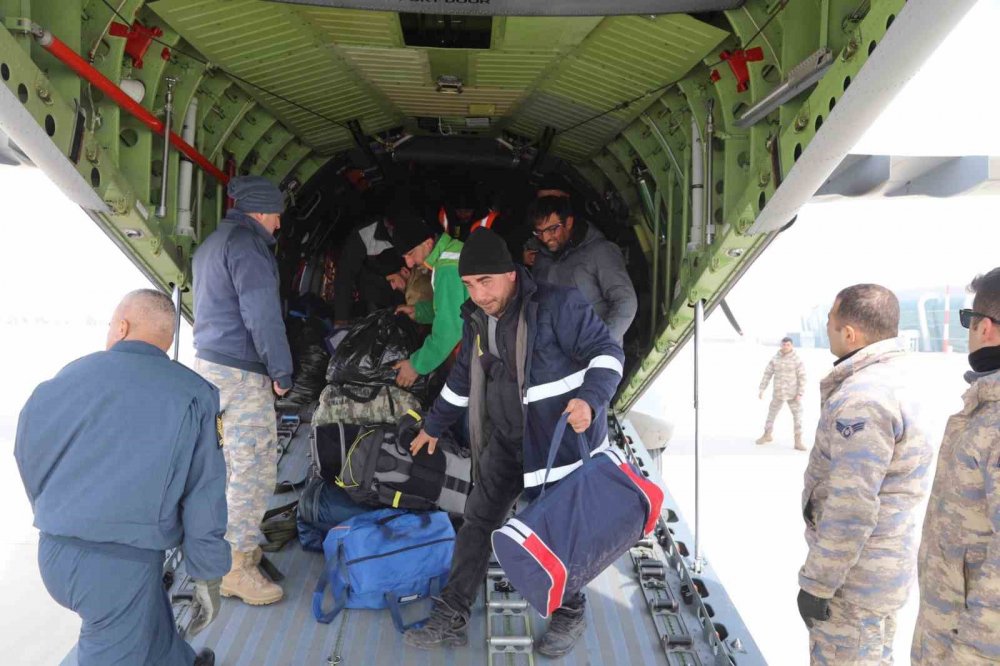 Konya Büyükşehir'de 'Hatay için' vardiya değişimi