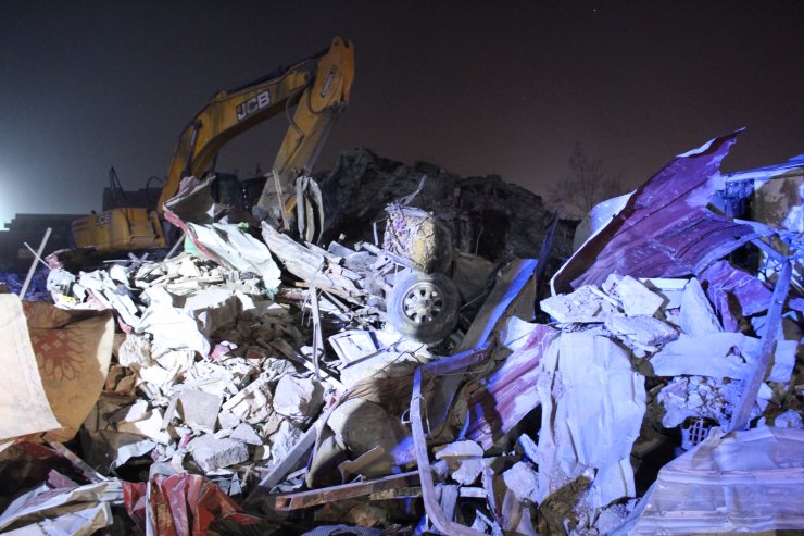 Deprem, polis telsizinde! O konuşmalar...