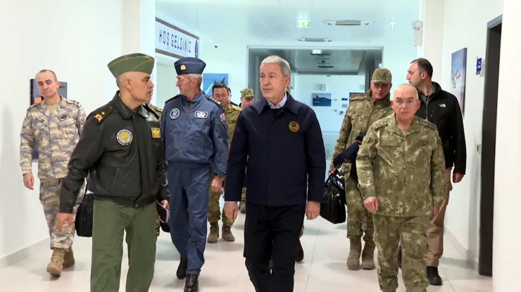 Bakan Akar: Erken terhis söz konusu değil