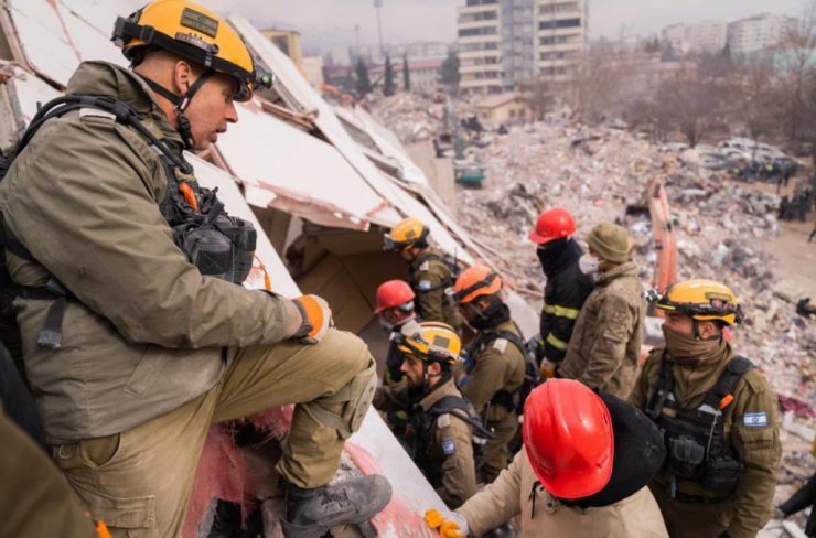 Depremde can kurtaran İsrailli teğmen: Türkler harika insanlar