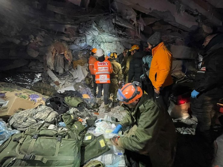 Depremde can kurtaran İsrailli teğmen: Türkler harika insanlar