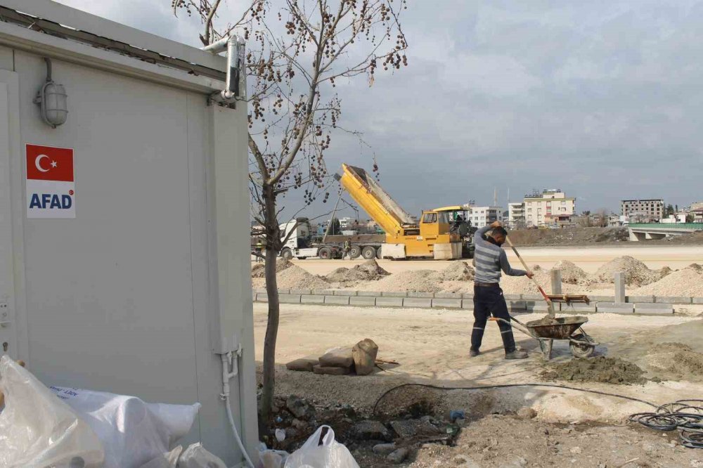Osmaniye’de konteyner evler kurulmaya başlandı