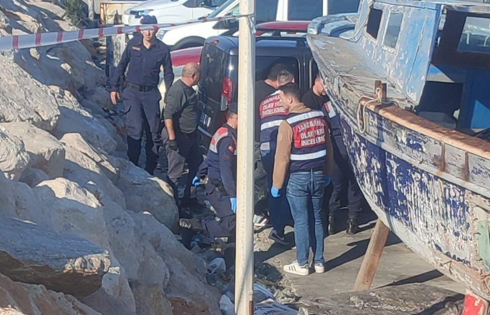 Balık tutarken dengesini kaybedip denize düşen yaşlı adam hayatını kaybetti