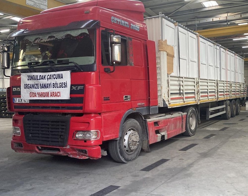 Depremzedeler için seyyar tuvalet ve duş kabinleri yola çıktı