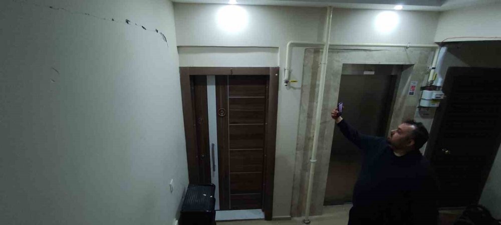 Hatay'da yaptığı binaların hiçbiri yıkılmayan müteahhit işini bakın neden bırakmış