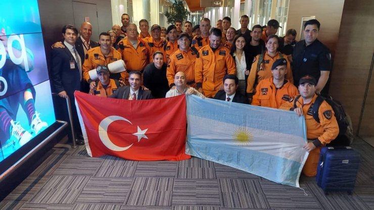 Arjantin'in arama kurtarma ekibine teşekkür belgesi