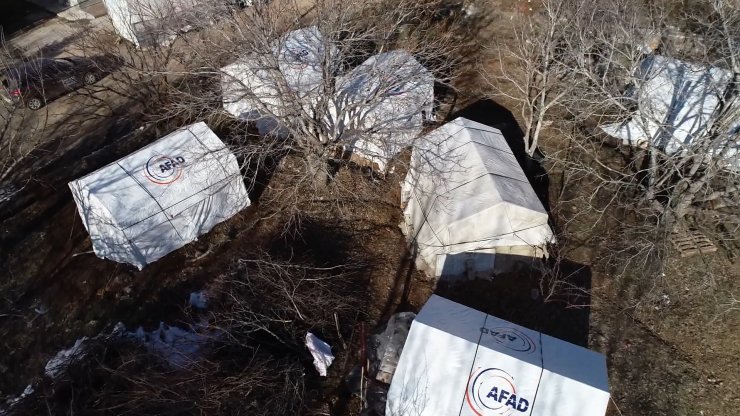 Depremzede SMA’lı Destan Duru çadırda yardım bekliyor