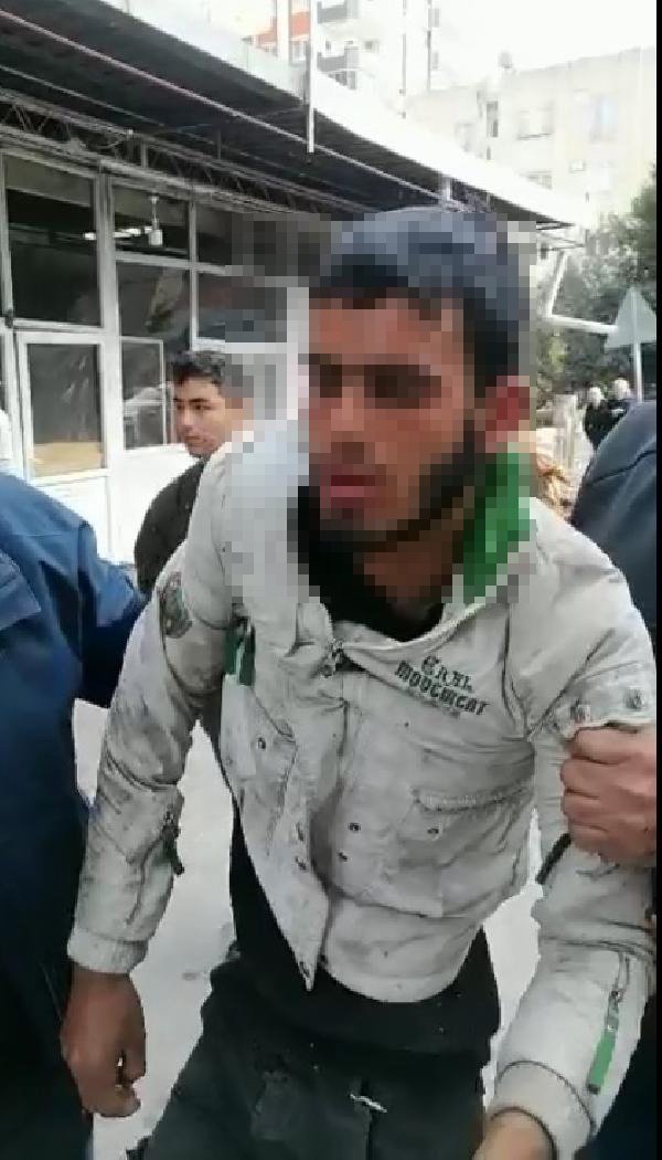 Hasar gören binaya girerken görüldü, 'hırsızlık' iddiasıyla dövüldü