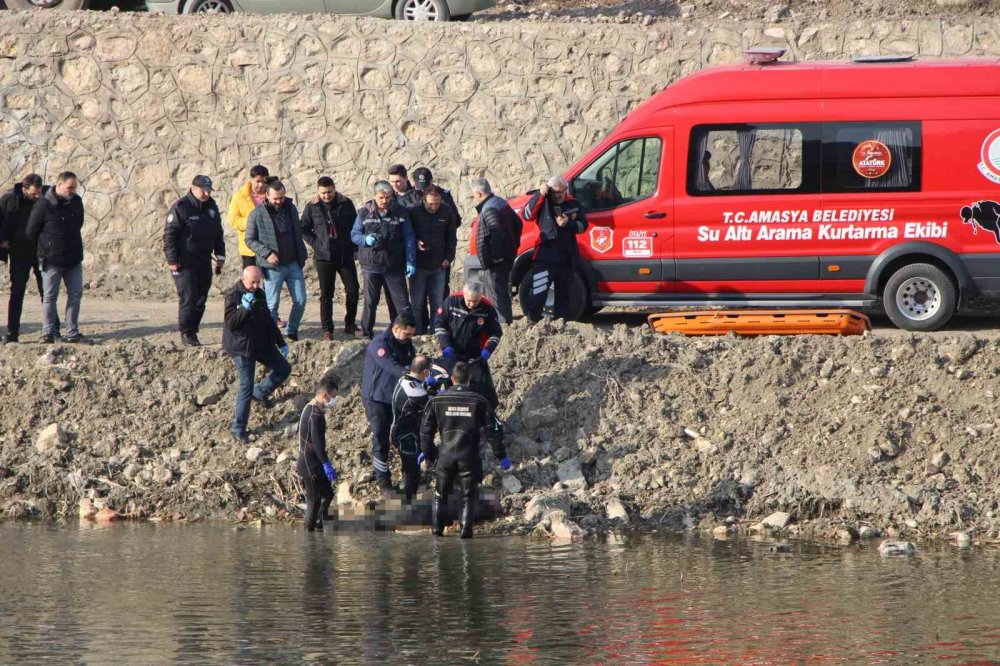 Kanser hastası adamın cesedi ırmakta bulundu