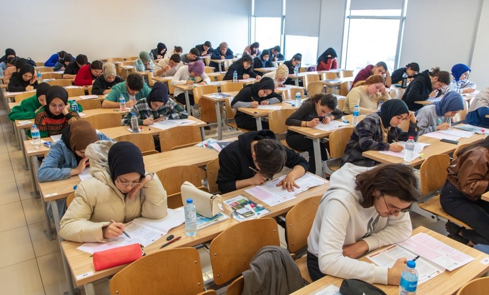 KTO Karatay Üniversitesi’nde ücretsiz deneme sınavı ile YKS provası yapıldı