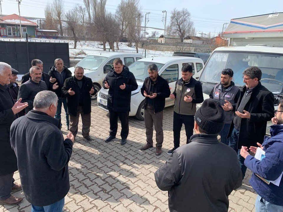 Deprem bölgesine hayvan bağışı