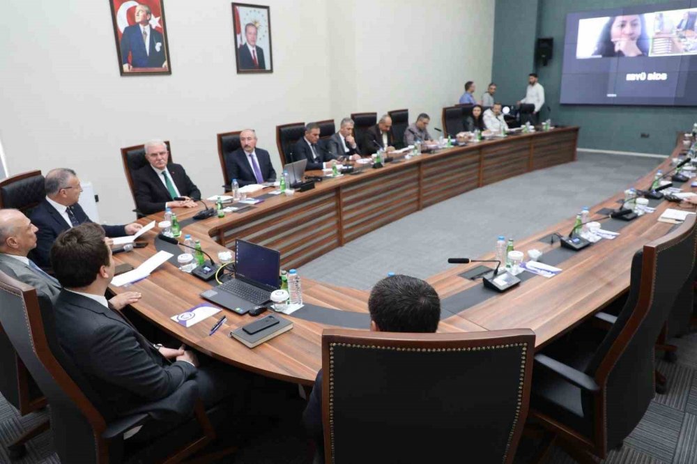 Deprem Teknolojileri Enstitüsü Araştırma toplantısı düzenlendi