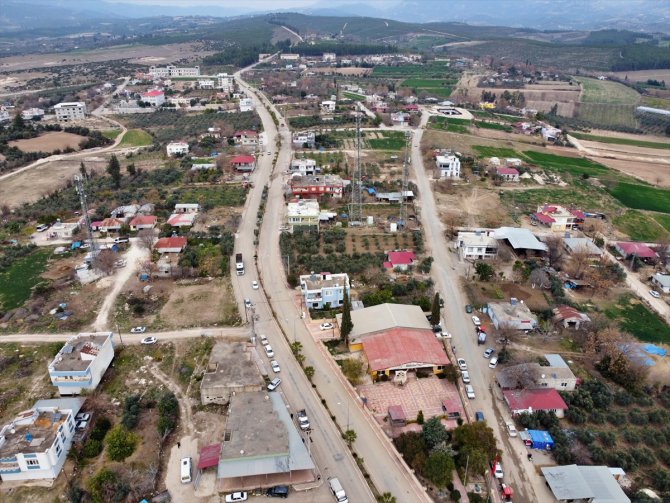 Depremde tek bir binanın bile yıkılmadığı ilçede nüfus ikiye katlandı