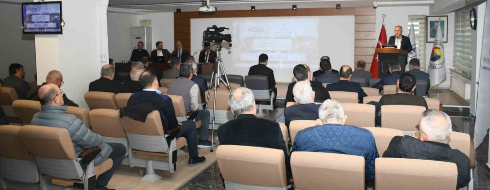 Konyalı sanayiciler deprem bölgesine 47 tır malzeme gönderdi