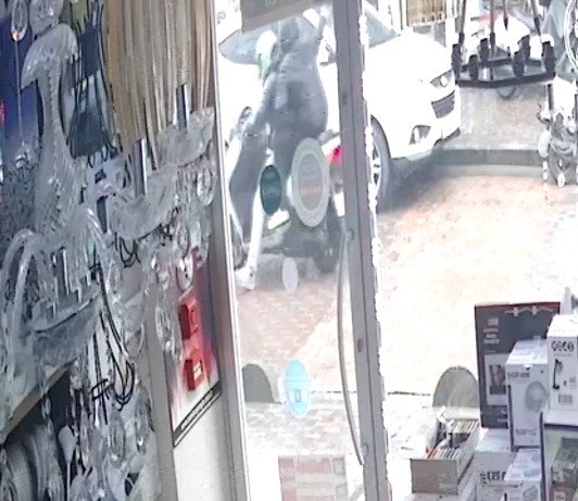 Motor tamir dükkanına silahlı saldırı! Ucuz atlattı