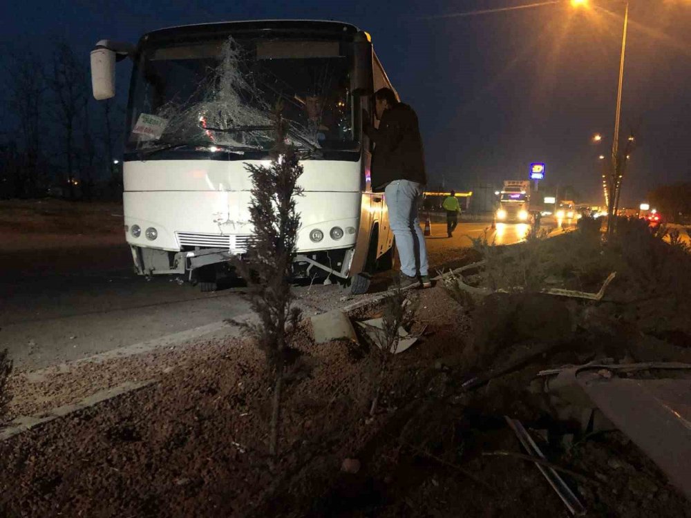Konya’da servis midibüsleri çarpıştı! Yaralılar var