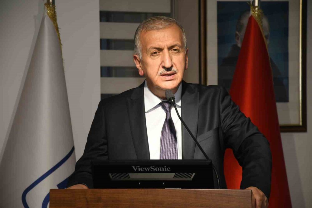 Konya'dan Hatay'a 200 konteyner daha