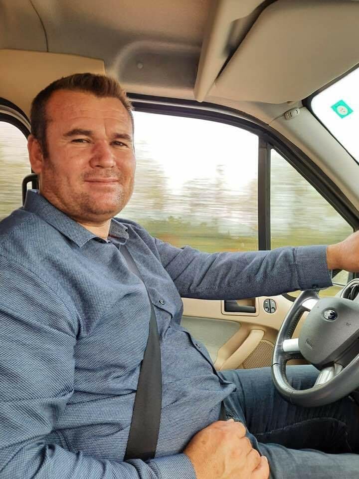 Tarlasını sürmeye gitti, tabancayla vurulmuş olarak ölü bulundu