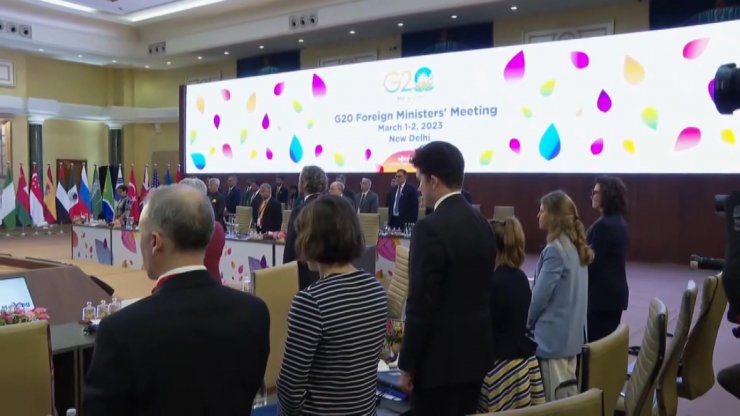 G20 toplantısı, depremlerde hayatını kaybedenlere saygı duruşu ile başladı