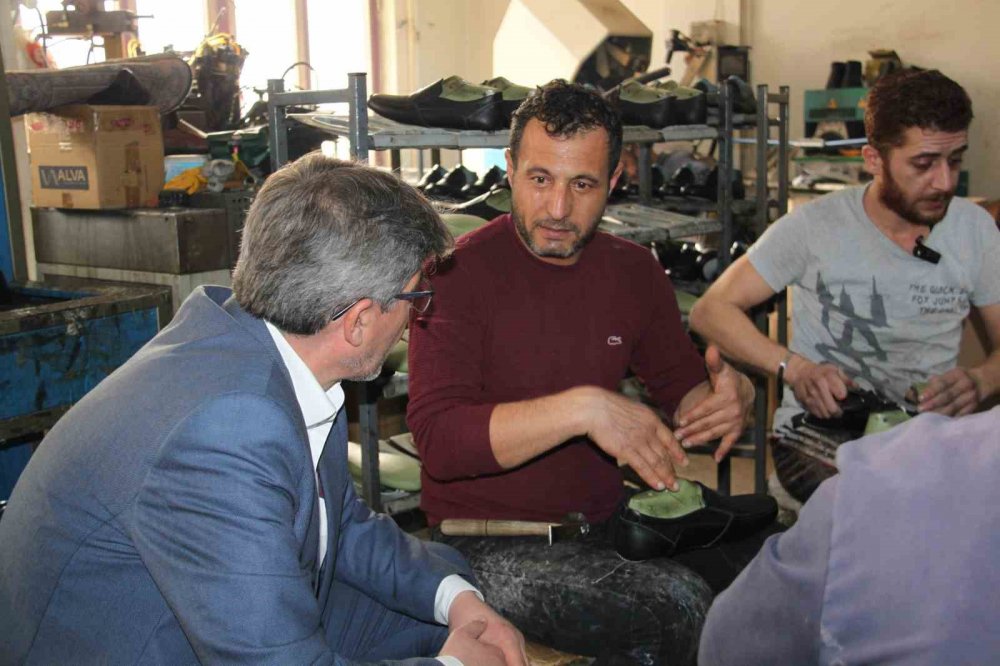 Konya'daki ayakkabı üreticileri depremzede meslektaşlarına kucak açtı