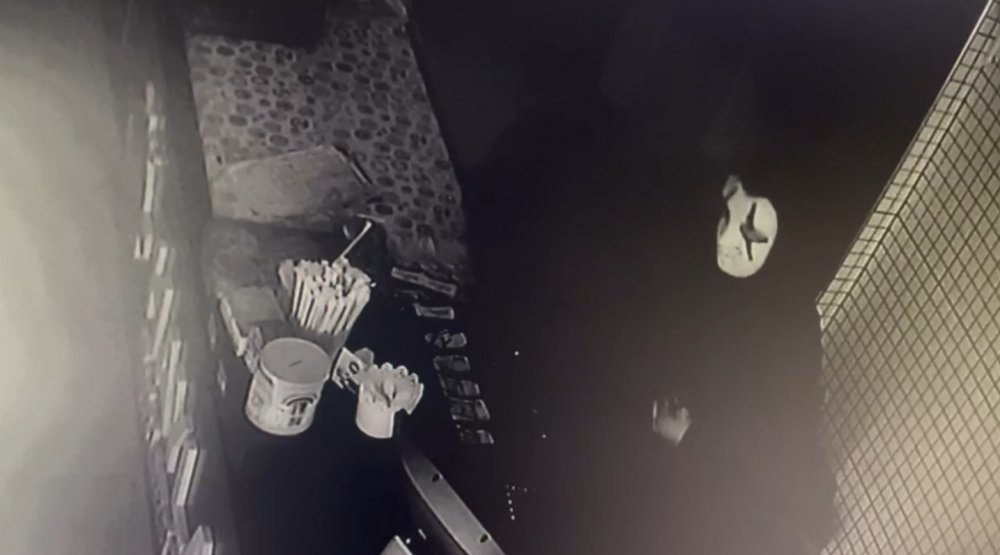 2 hırsız 200 saatlik kamera kaydı incelenerek yakalandı