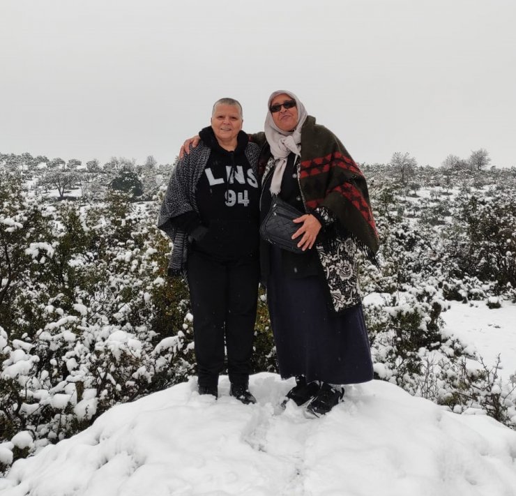 Annesi, eşi, 3 çocuğu ve kayınvalidesini kaybetti, şimdi kayıp kızını arıyor
